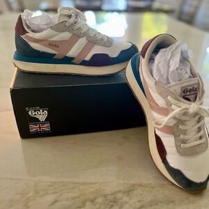 Gola Sneakers
